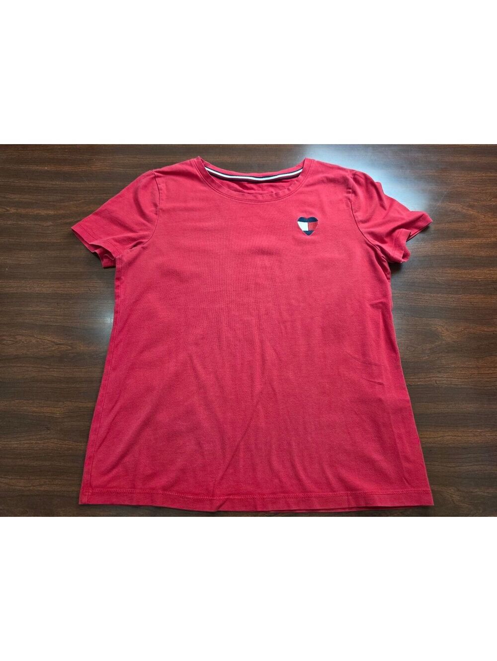 Tommy Hilfiger Large Red Heart Logo Embroidered Short Sleeve Y2K Nostalgia Tee